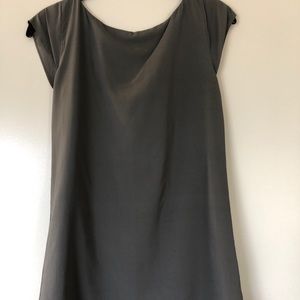 Alice + Olivia grey silk top